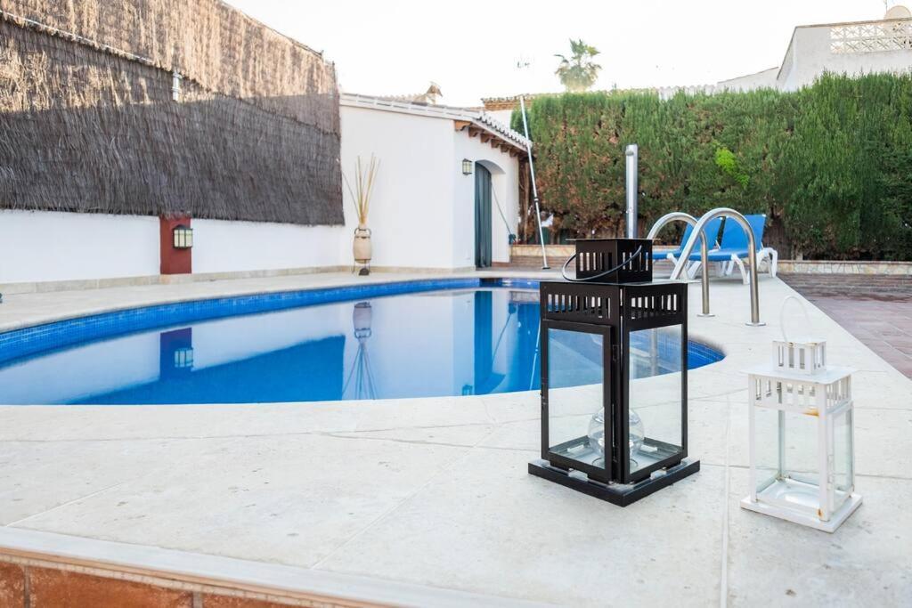 Estudio Maria De Waard Nerja Exterior foto